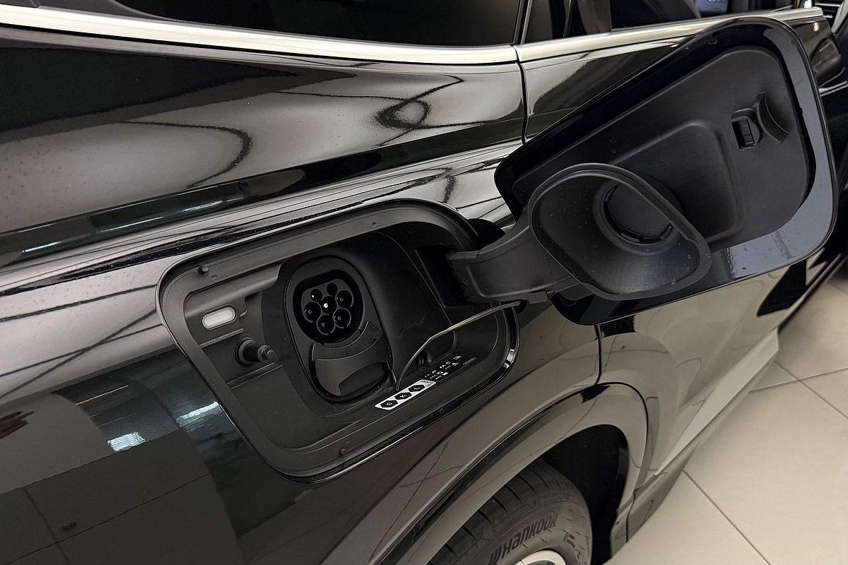 2024 Audi Q4 e-tron 45 F4