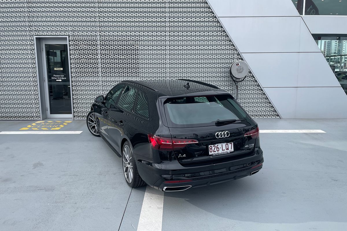 2024 Audi A4 45 TFSI S line B9