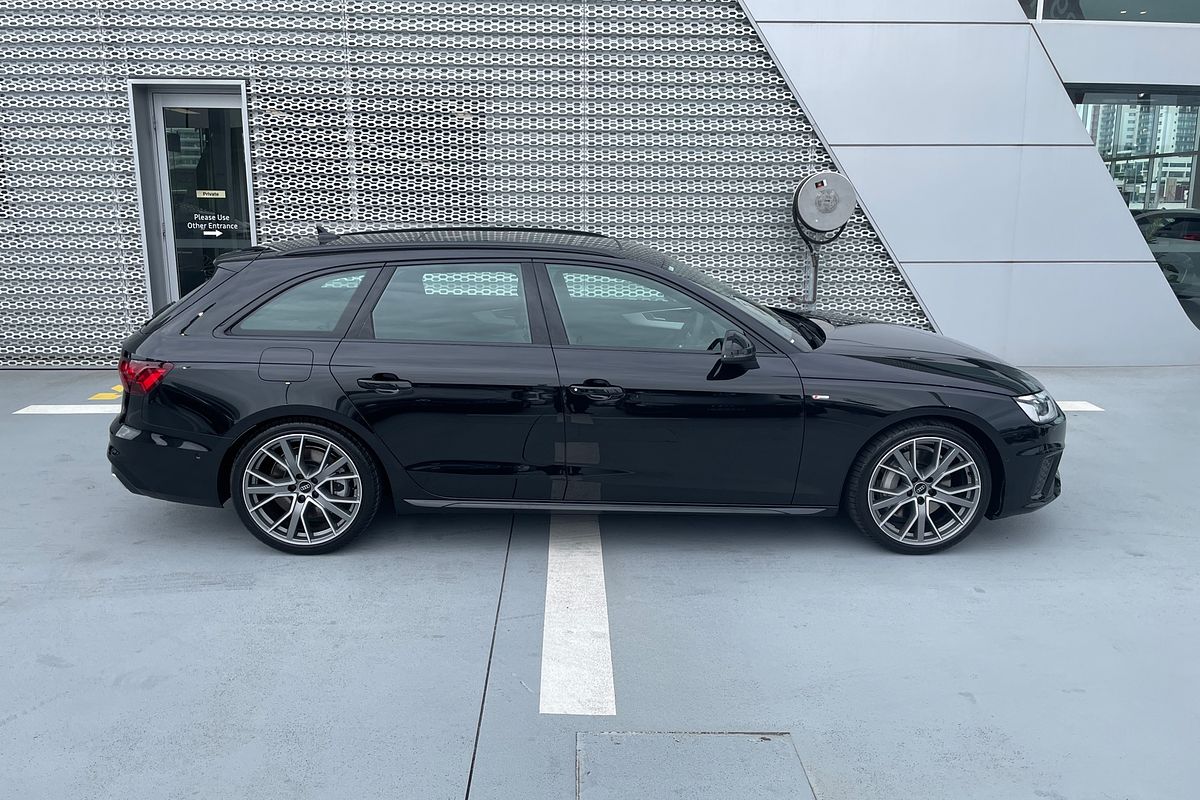 2024 Audi A4 45 TFSI S line B9