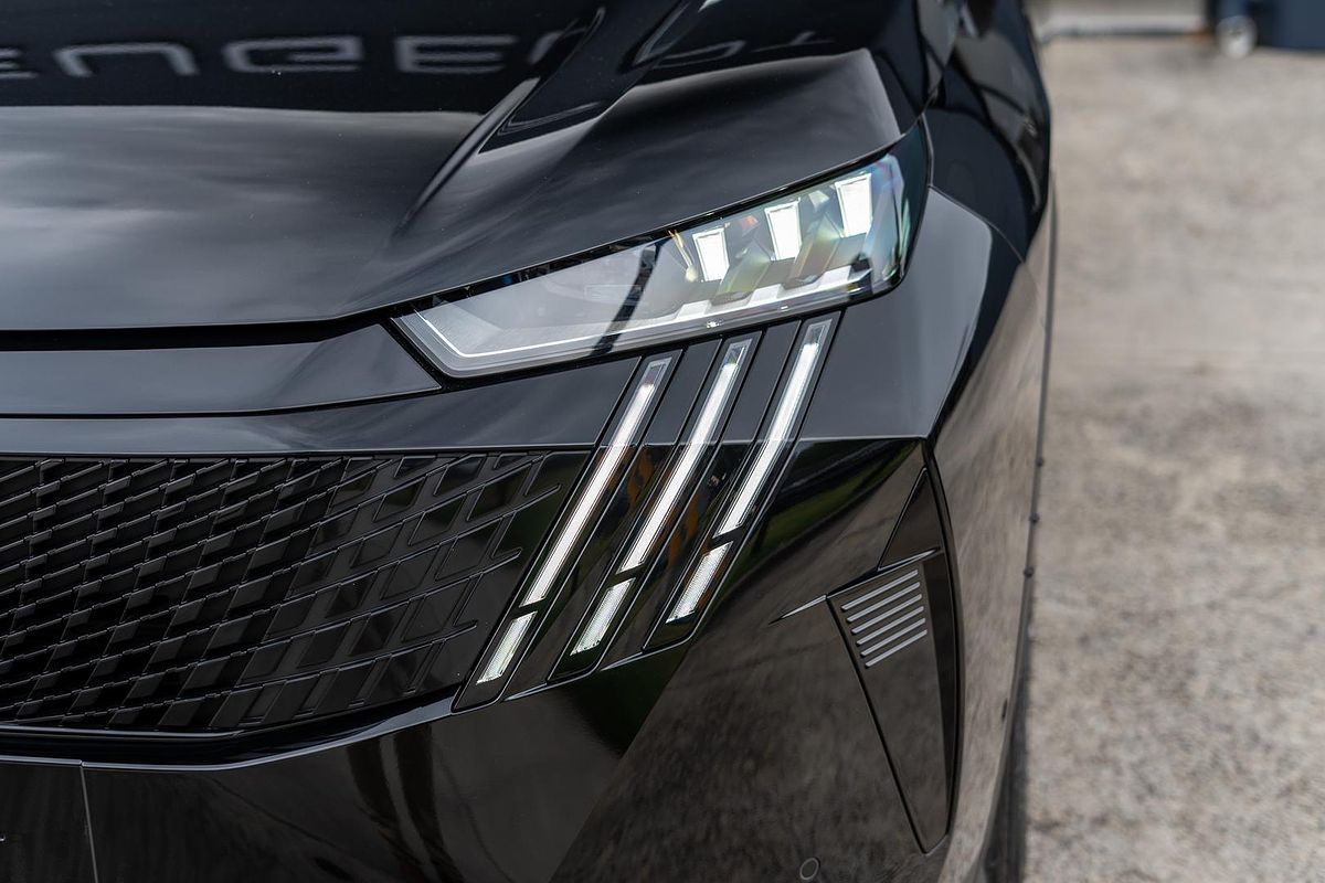 2024 Peugeot 3008 GT Premium Hybrid P64