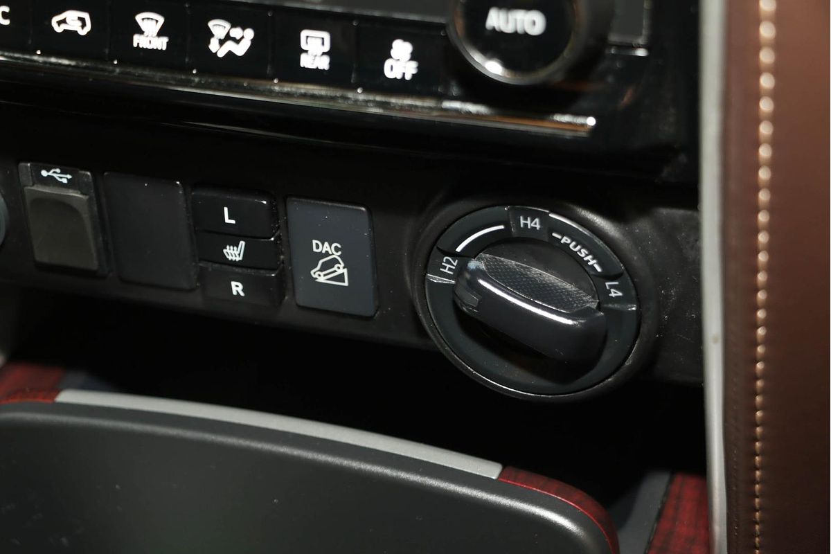 2018 Toyota Fortuner Crusade GUN156R