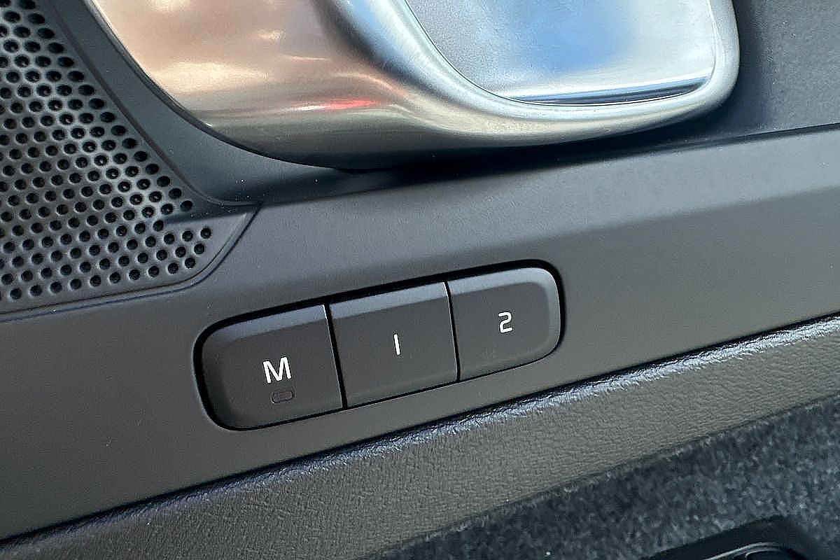 2023 Volvo C40 Recharge