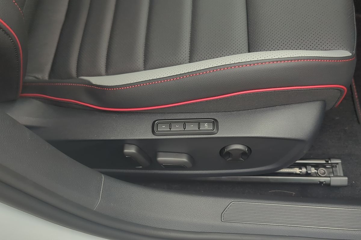 2025 Volkswagen Golf GTI 8.5