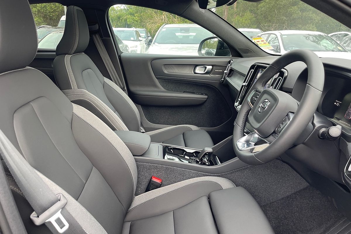 2023 Volvo C40 Recharge Twin