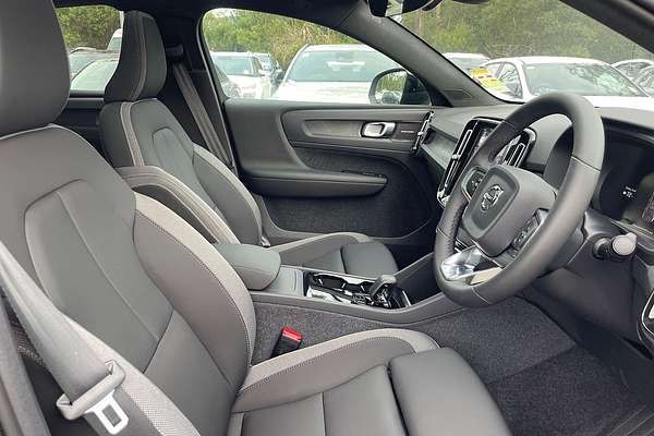 2023 Volvo C40 Recharge Twin