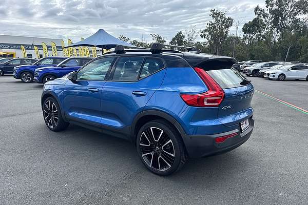 2020 Volvo XC40 T5 R-Design