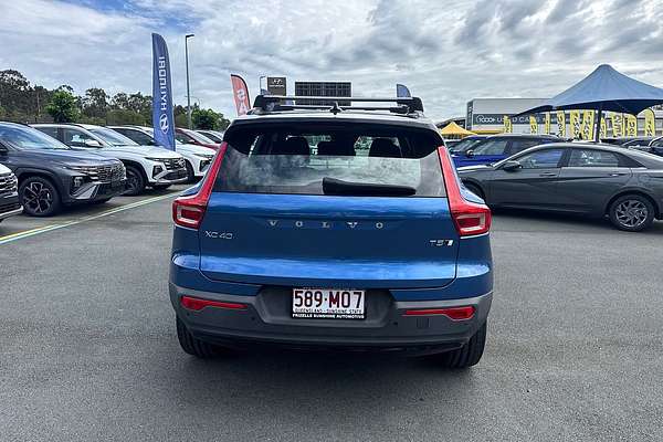 2020 Volvo XC40 T5 R-Design