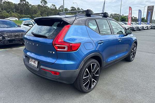 2020 Volvo XC40 T5 R-Design
