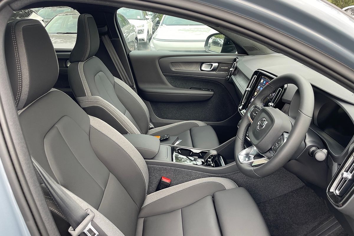 2023 Volvo C40 Recharge Twin