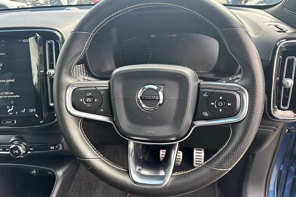 2020 Volvo XC40 T5 R-Design