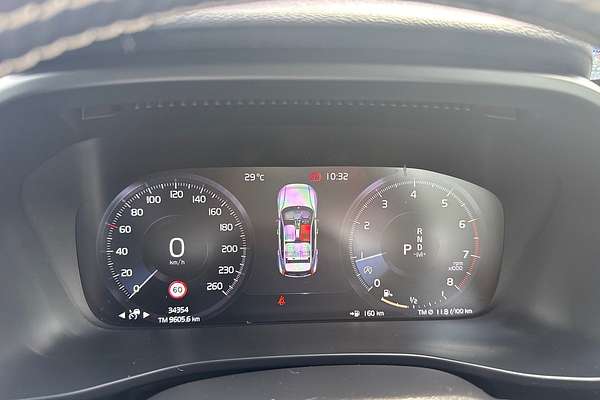2020 Volvo XC40 T5 R-Design
