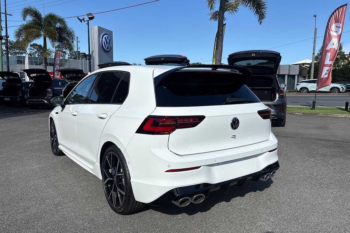 2024 Volkswagen Golf R 8