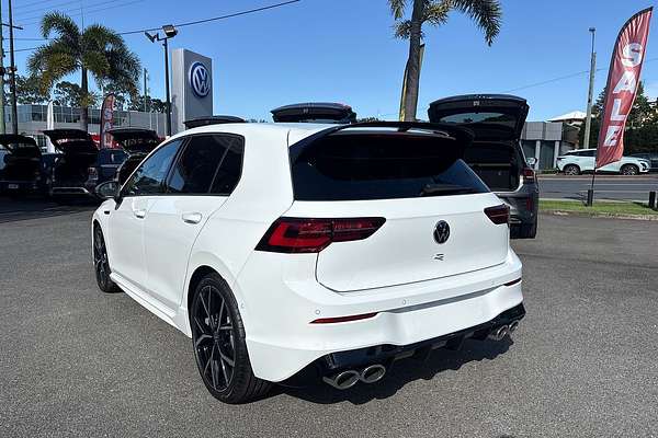 2024 Volkswagen Golf R 8