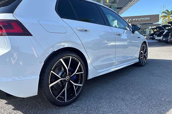 2024 Volkswagen Golf R 8
