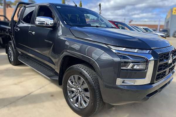 2025 Mitsubishi Triton GLS MV 4X4