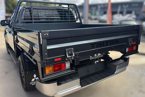 2025 Mitsubishi Triton GLS MV 4X4