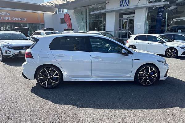 2024 Volkswagen Golf R 8