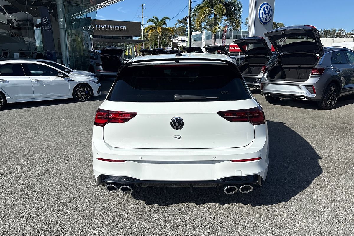2024 Volkswagen Golf R 8