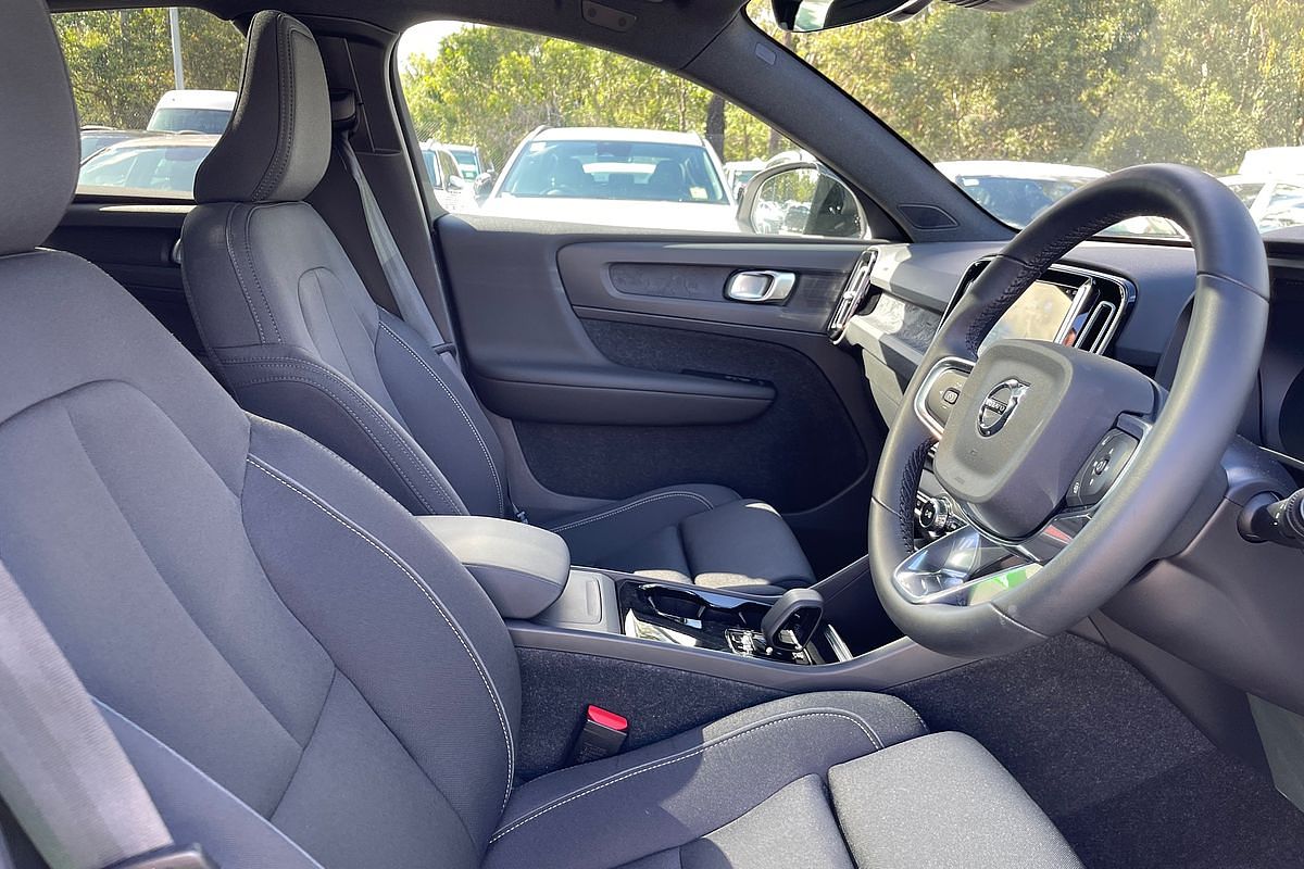 2023 Volvo C40 Recharge