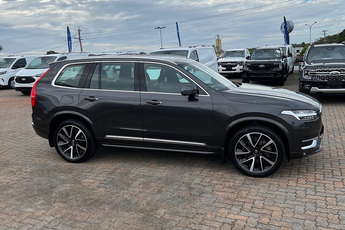 2023 Volvo XC90 Ultimate B6 Bright