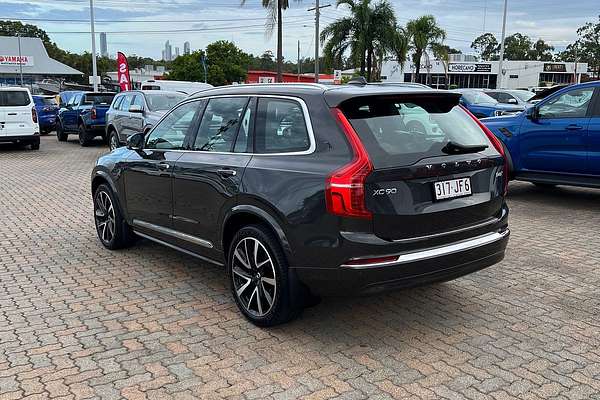 2023 Volvo XC90 Ultimate B6 Bright