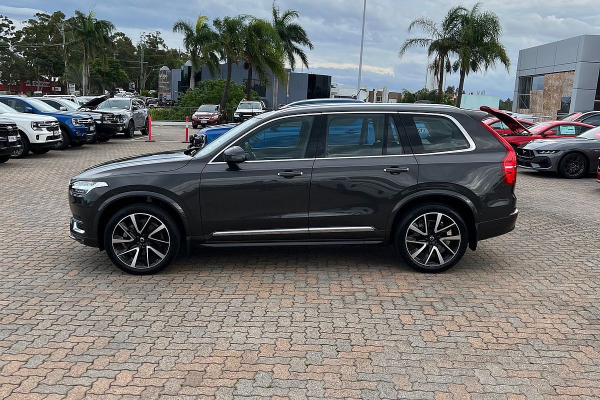 2023 Volvo XC90 Ultimate B6 Bright