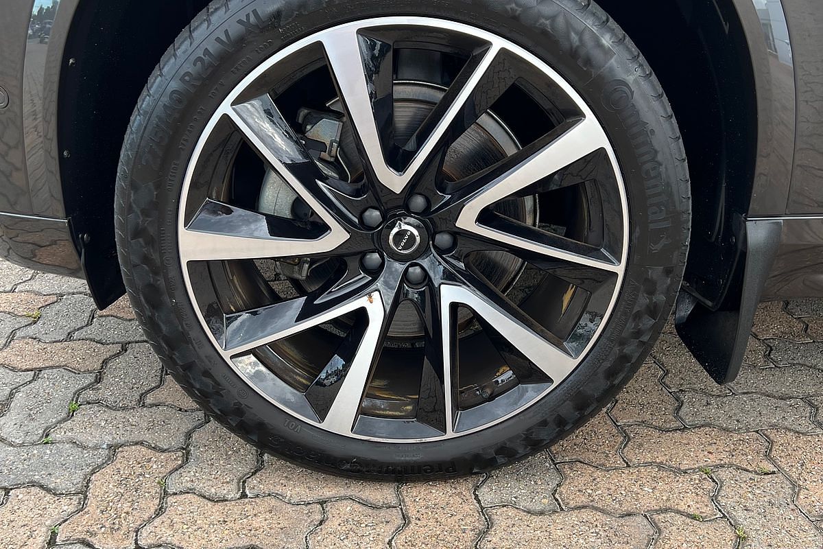 2023 Volvo XC90 Ultimate B6 Bright