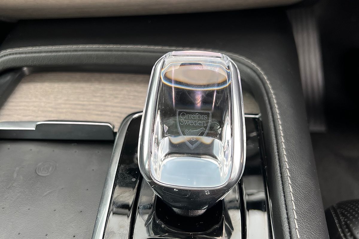 2023 Volvo XC90 Ultimate B6 Bright