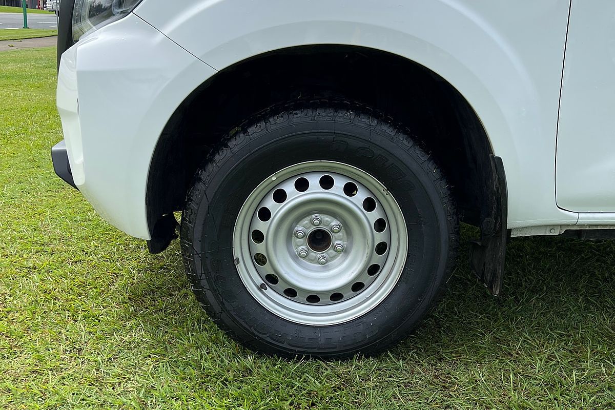 2021 Nissan Navara SL D23 Rear Wheel Drive