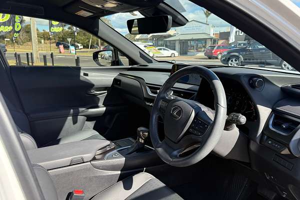 2020 Lexus UX UX200 Luxury MZAA10R