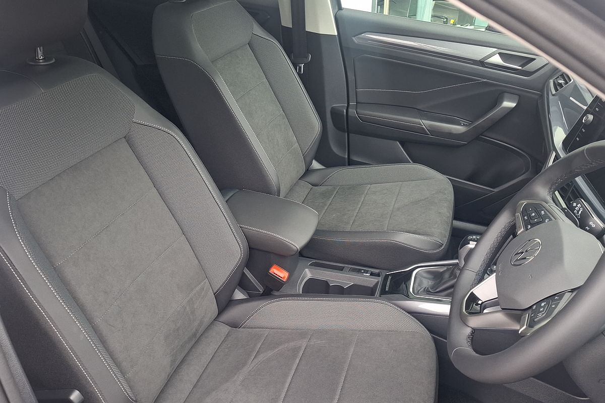 2024 Volkswagen T-Roc 110TSI Style D11