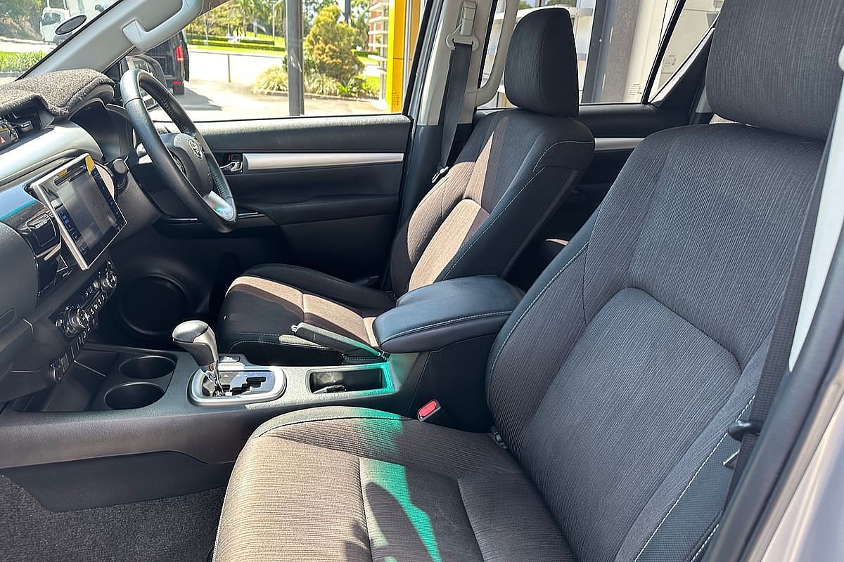 2017 Toyota Hilux SR5 GUN126R 4X4