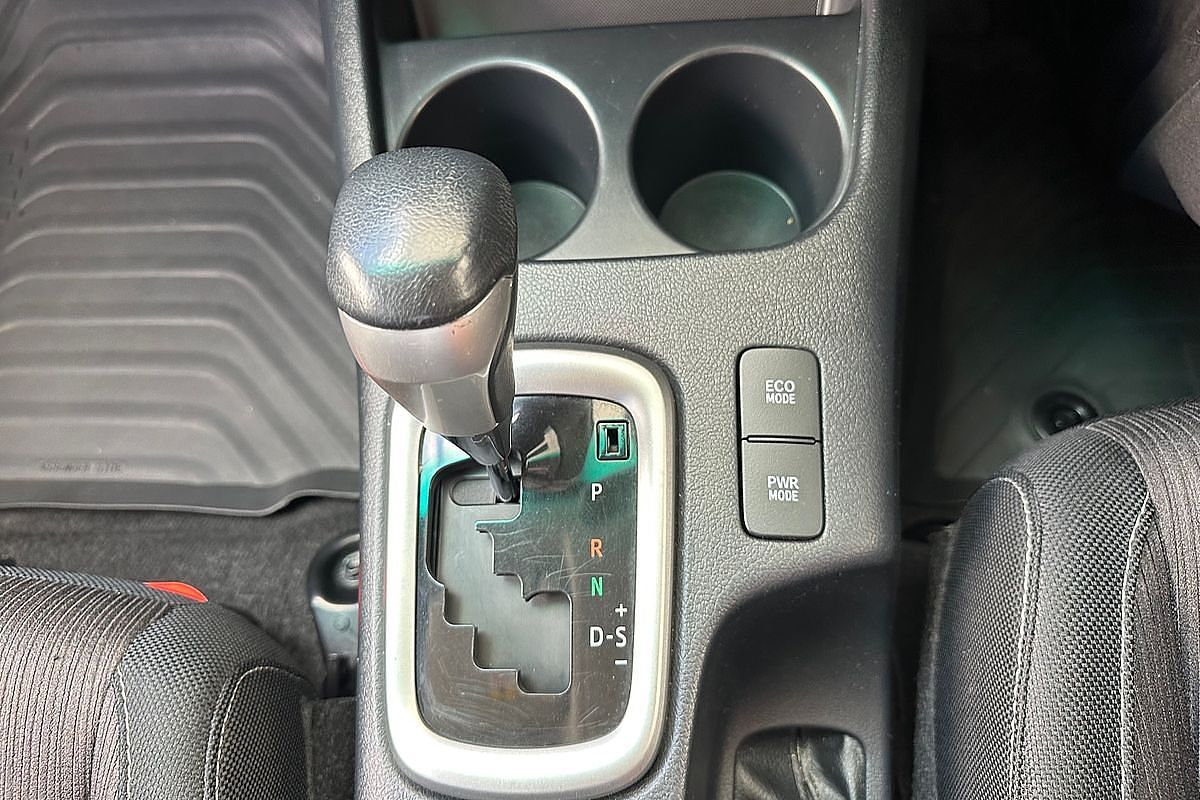 2017 Toyota Hilux SR5 GUN126R 4X4