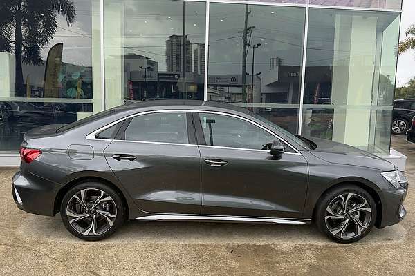 2024 Audi A3 35 TFSI S line GY