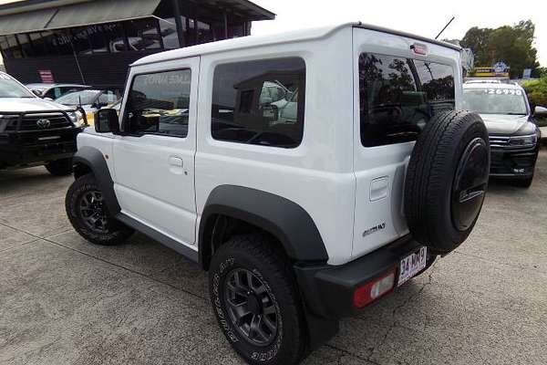 2022 Suzuki Jimny GLX GJ