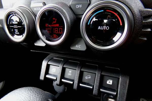 2022 Suzuki Jimny GLX GJ