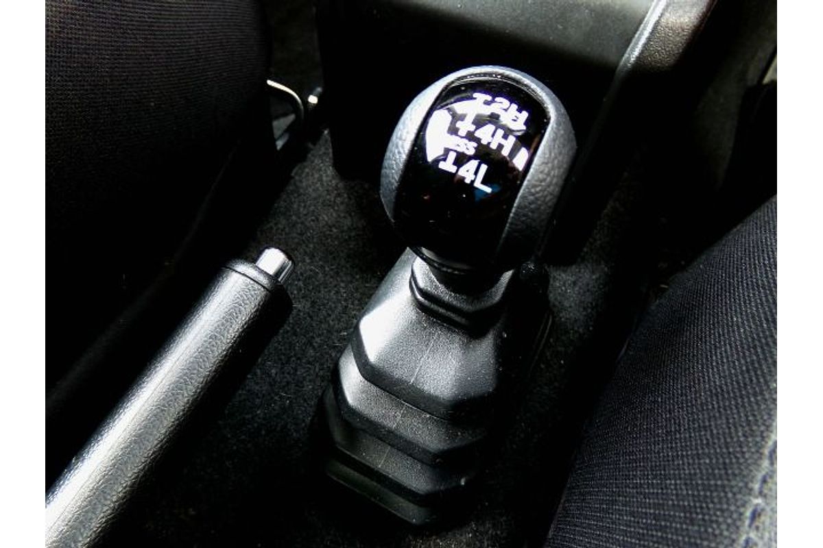 2022 Suzuki Jimny GLX GJ