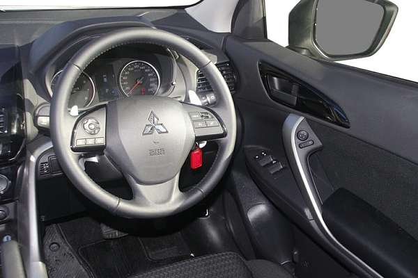 2024 Mitsubishi Eclipse Cross ES YB