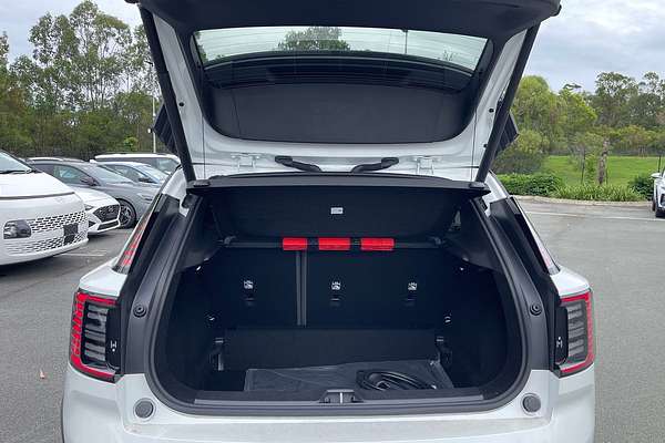 2024 Volvo EX30 Single Motor Extended Range Plus