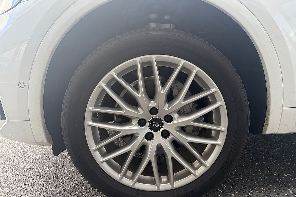 2023 Audi Q5 45 TFSI Sport FY