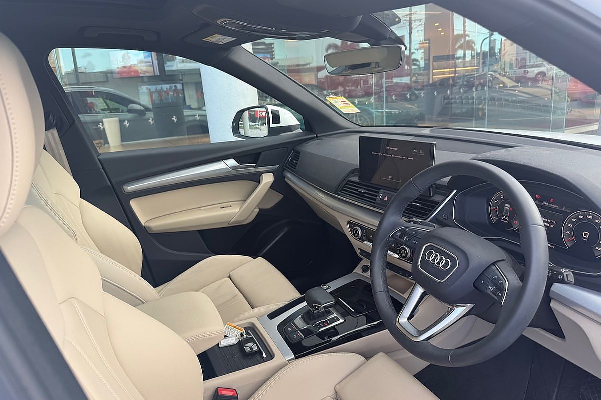 2023 Audi Q5 45 TFSI Sport FY