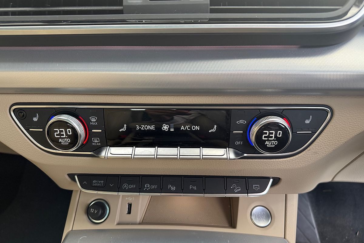 2023 Audi Q5 45 TFSI Sport FY