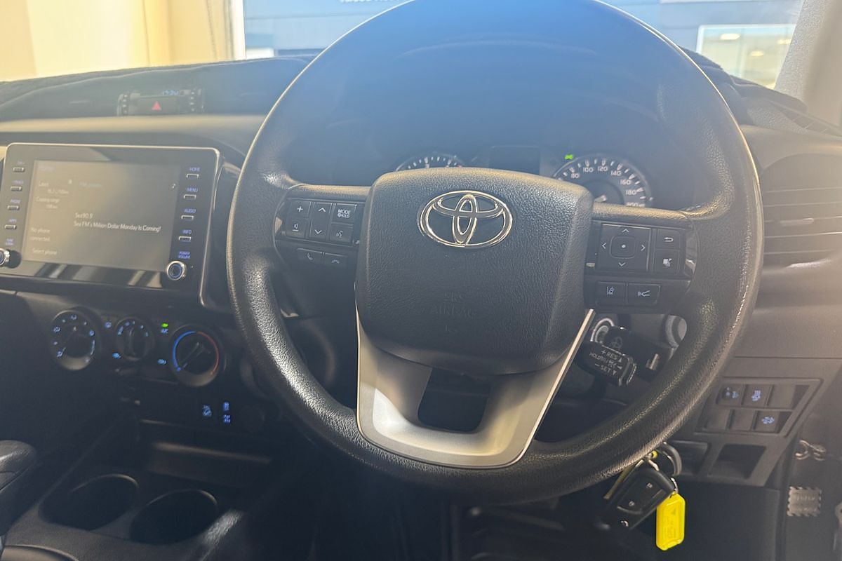 2020 Toyota Hilux SR GUN126R 4X4