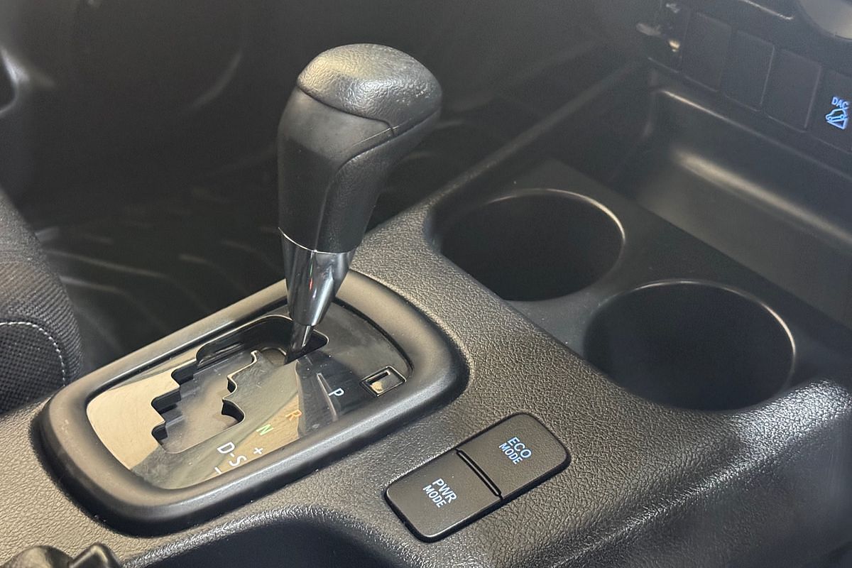 2020 Toyota Hilux SR GUN126R 4X4
