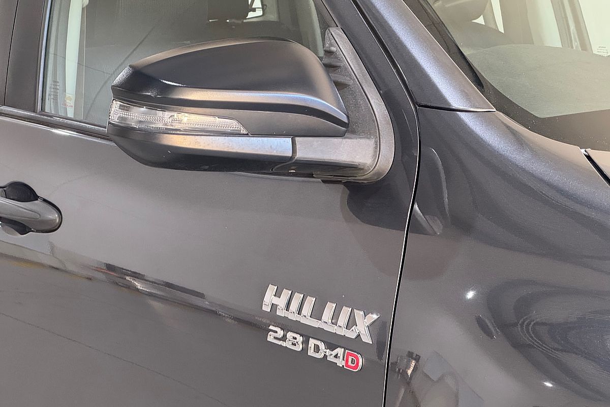 2020 Toyota Hilux SR GUN126R 4X4