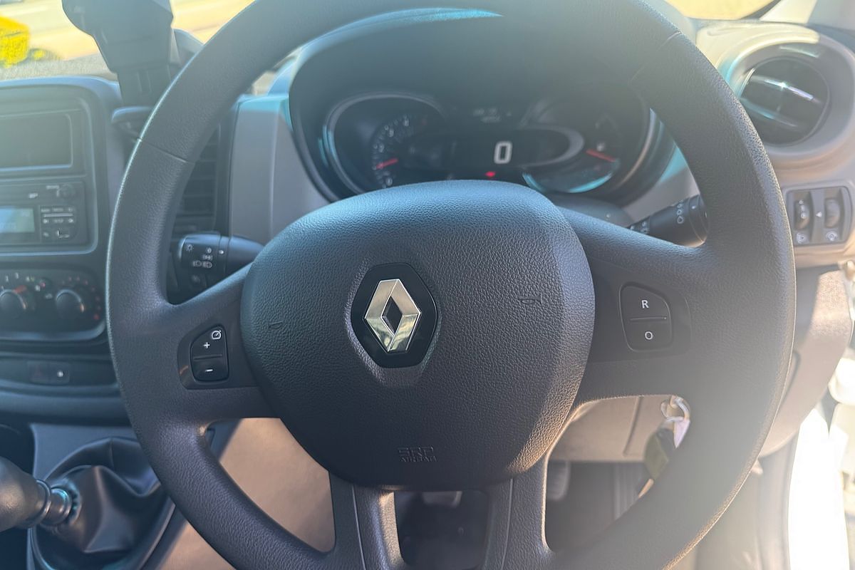 2016 Renault Trafic 66KW X82 SWB