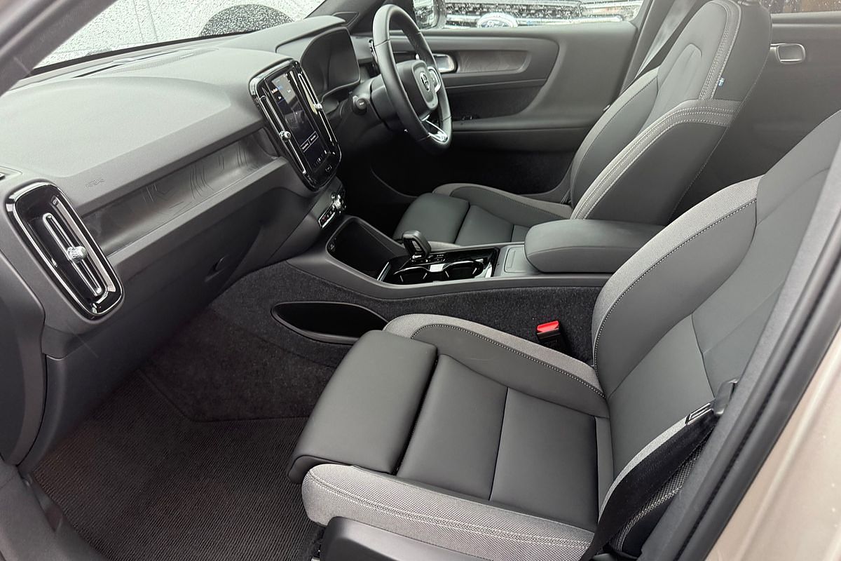 2023 Volvo XC40 Recharge Twin Pure Electric