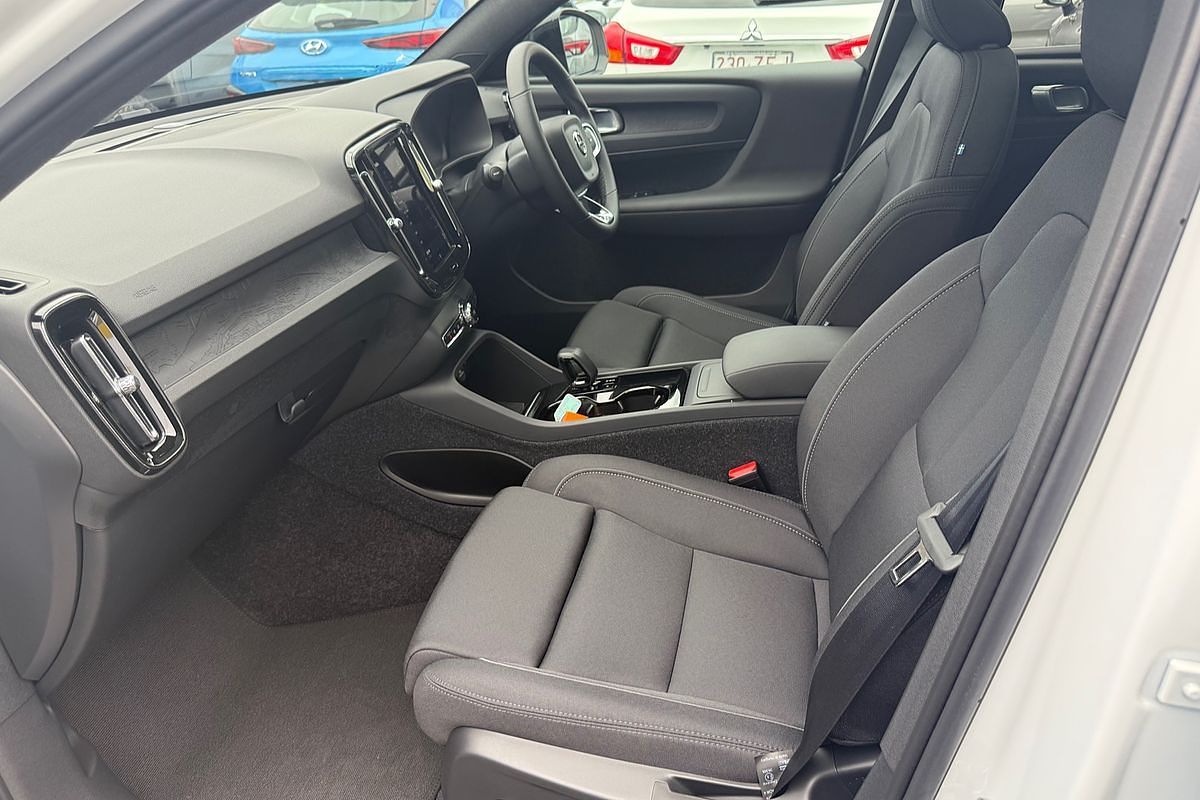 2023 Volvo C40 Recharge