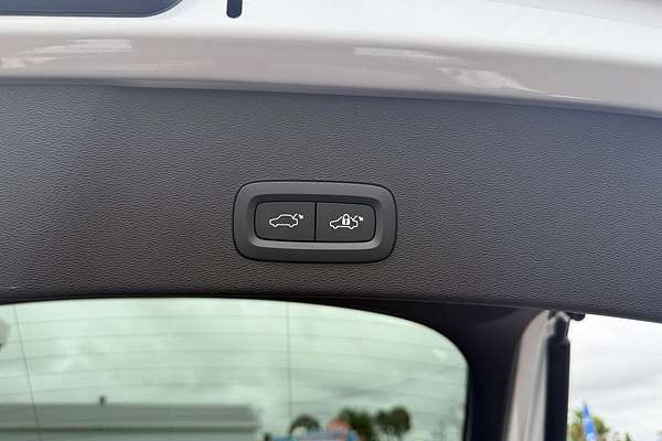 2023 Volvo C40 Recharge