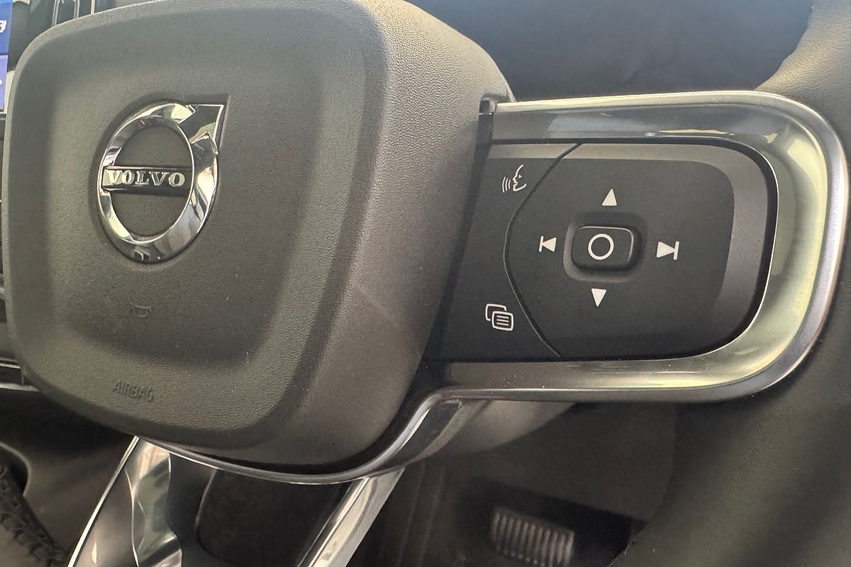 2023 Volvo C40 Recharge